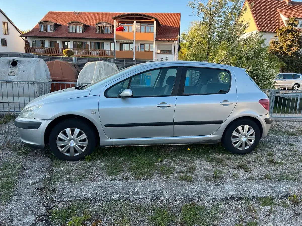 Gebraucht Peugeot 307 109 PS (80 kW) 2005 Grau Kleinwagen