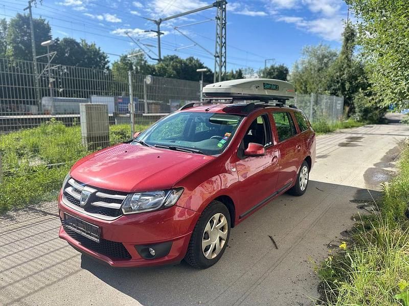 Rot Gebraucht 2015 Dacia Logan MCV Lauréate Kombi | 2.999 € (Fairer Preis) - Bild 1/4