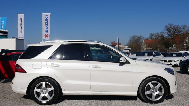 Gebraucht Mercedes ML350 258 PS (189 kW) 2014 Weiß SUV