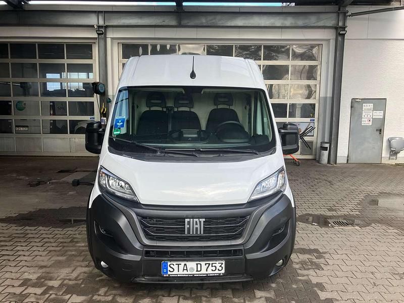 Gebraucht Fiat Ducato 140 PS (102 kW) 2023 (weiss (pastell)) Van
