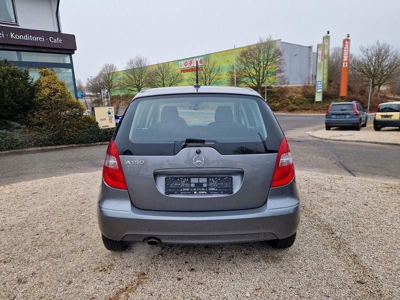 Gebraucht Mercedes A150 95 PS (69 kW) 2009 Grau Kleinwagen