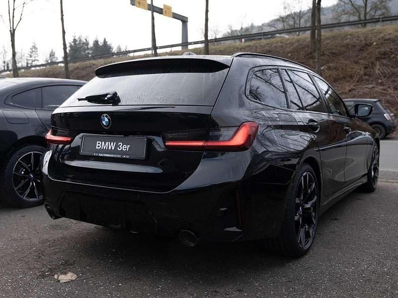 Neu BMW 320 M Sport 190 PS (139 kW) 2025 Black sapphire Kombi