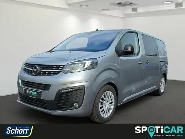 Kontrast grau Gebraucht 2024 Opel Vivaro Van | 32.900 € (Fairer Preis) - Bild 1/4