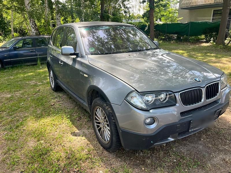Grau Gebraucht 2007 BMW X3 SUV | 2.999 € (Superpreis) - Bild 1/4