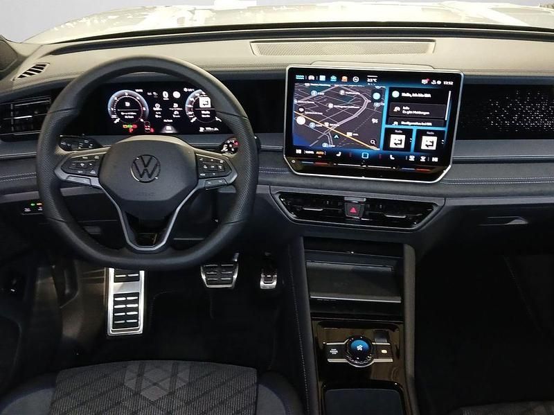 Neu VW Tayron R-line 193 PS (141 kW) 2026 Silber SUV