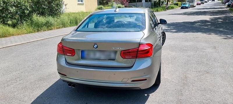 Gebraucht BMW 330e iPerformance 252 PS (185 kW) 2016 Andere farben Limousine