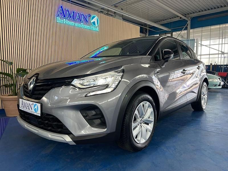 Używany Renault Captur Evolution 140 KM (102 kW) 2024 Szary SUV