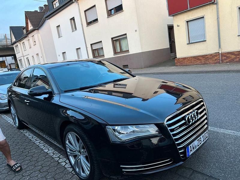 Gebraucht Audi A8 Ambiente 250 PS (183 kW) 2010 Schwarz Limousine