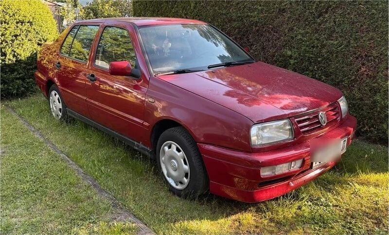 Rot Gebraucht 1997 VW Vento Limousine | 2.500 € (Fairer Preis) - Bild 1/4