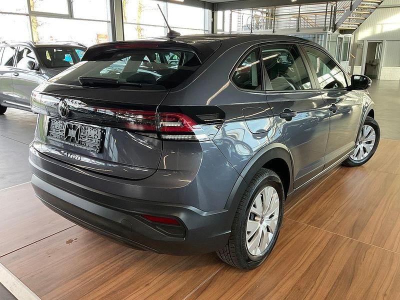Gebraucht VW Taigo Basis 95 PS (69 kW) 2022 Grau SUV