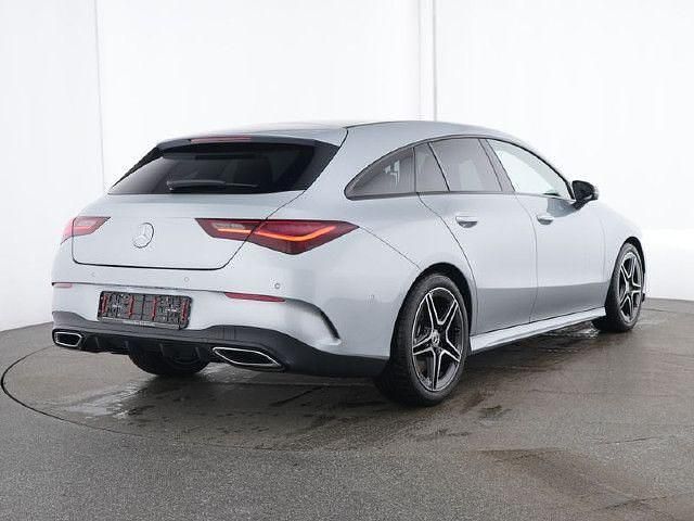 Gebraucht 2024 Mercedes CLA250 Shooting Brake AMG line Kombi | 39.594 € (Etwas zu teuer) - Bild 1/4