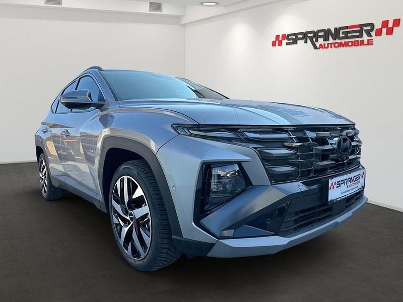 Neu Hyundai Tucson GO! 160 PS (117 kW) 2025 Shimmering silver SUV