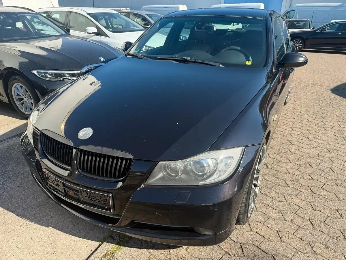 Gebraucht BMW 330 258 PS (189 kW) 2007 Limousine