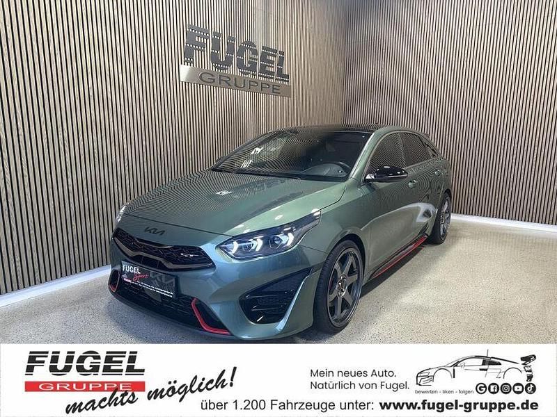 Gebraucht Kia ProCeed Sport 204 PS (150 kW) 2023 Experience green met. Kombi