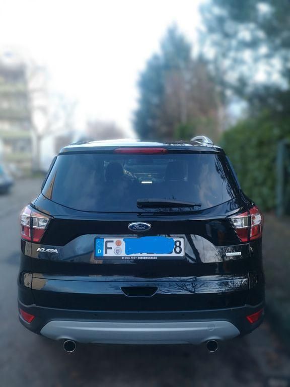 Gebraucht Ford Kuga Cool & Connect 150 PS (110 kW) 2018 Schwarz SUV