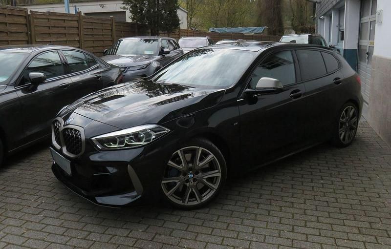 Gebraucht BMW M135 Performance 306 PS (225 kW) 2024 Schwarz Kleinwagen
