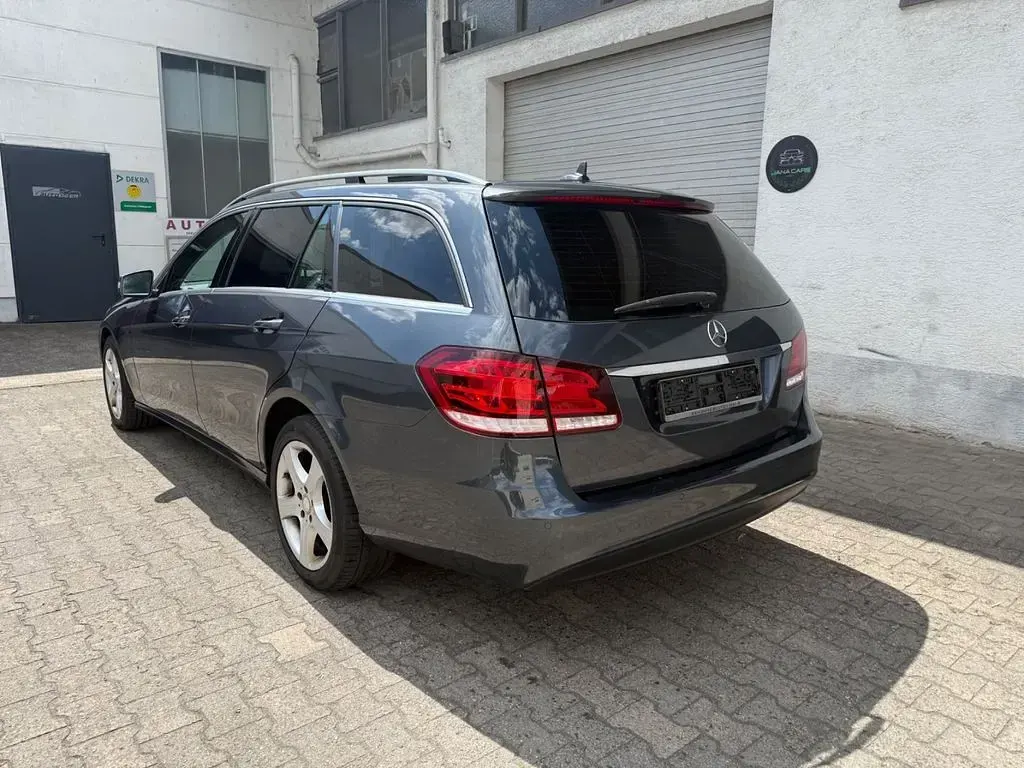 Second-hand Mercedes E300 231 CP (169 kW) 2014 Gri Break