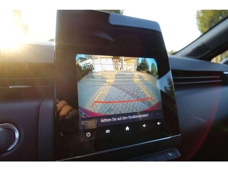 Gebraucht Mitsubishi Colt Select 94 PS (69 kW) 2024 Aurorarot (m) Limousine