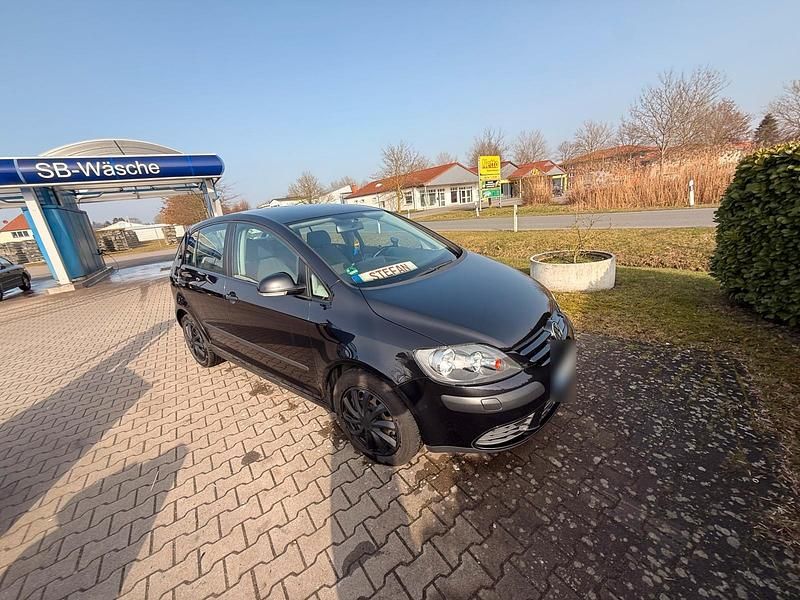 Gebraucht VW Golf 105 PS (77 kW) 2005 Schwarz SUV