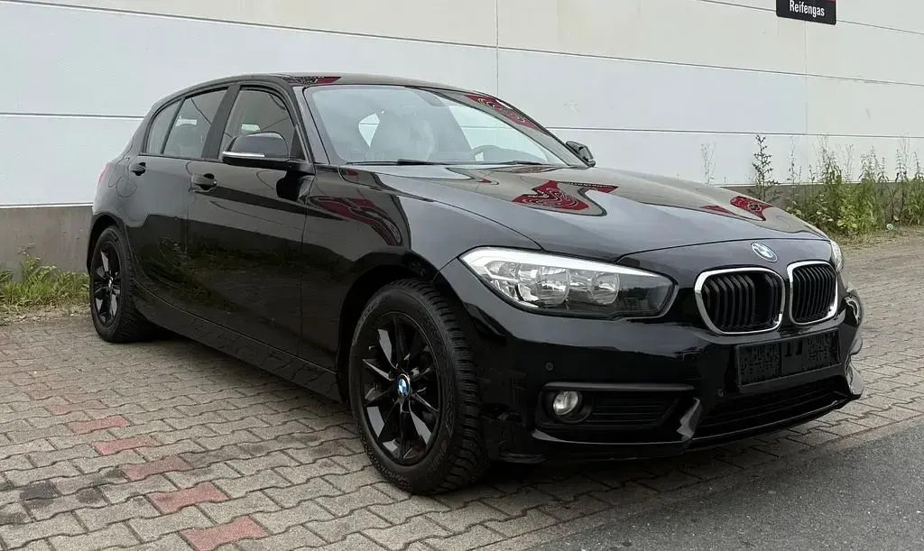 Gebraucht BMW 118 Performance 136 PS (100 kW) 2017 Schwarz Kleinwagen