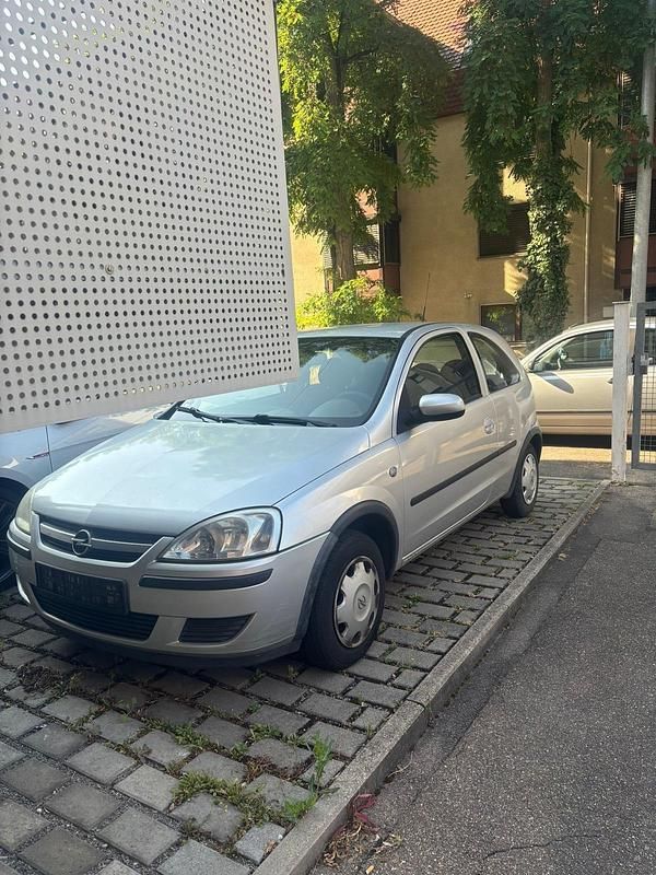 Silber Gebraucht 2003 Opel Corsa Kleinwagen | 250 € (Superpreis) - Bild 1/3