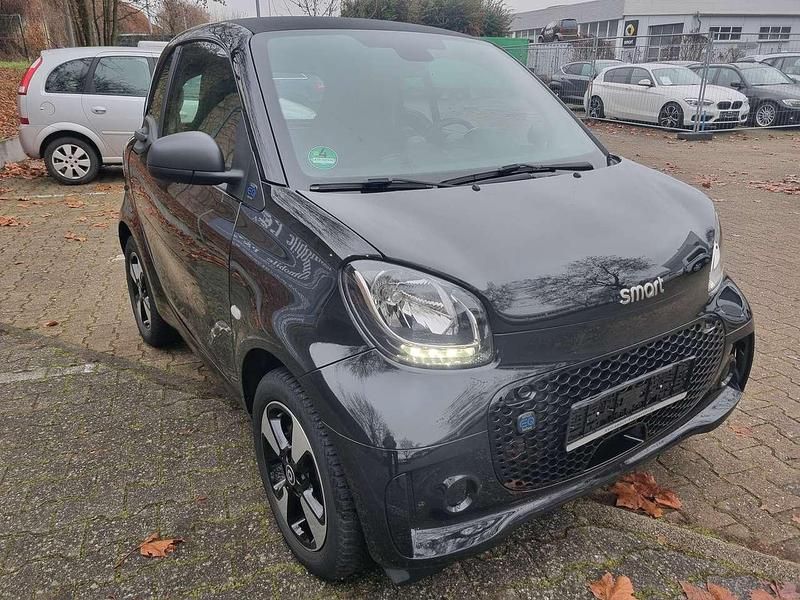 Gebraucht Smart ForTwo Coupé 60 kW (82 PS) 2020 Tridion in black Kleinwagen