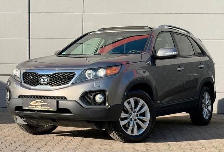Grau Gebraucht 2011 Kia Sorento SUV | 8.500 € - Bild 1/4