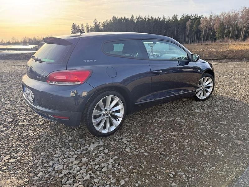 Gebraucht VW Scirocco Team 122 PS (89 kW) 2011 Blau Coupé