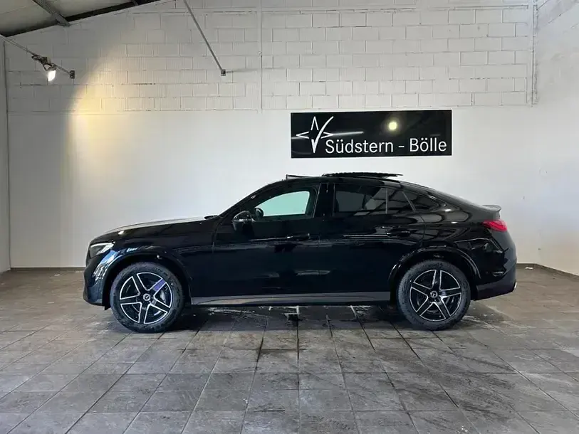 Gebraucht Mercedes GLC220 AMG 197 PS (144 kW) 2026 Schwarz SUV