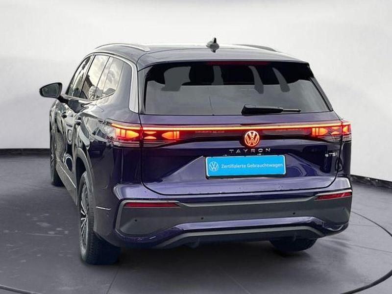 Gebraucht VW Tayron Life 150 PS (110 kW) 2025 Violett SUV