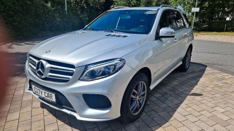 Silber Gebraucht 2016 Mercedes GLE250 SUV | 16.900 € (Guter Preis) - Bild 1/4