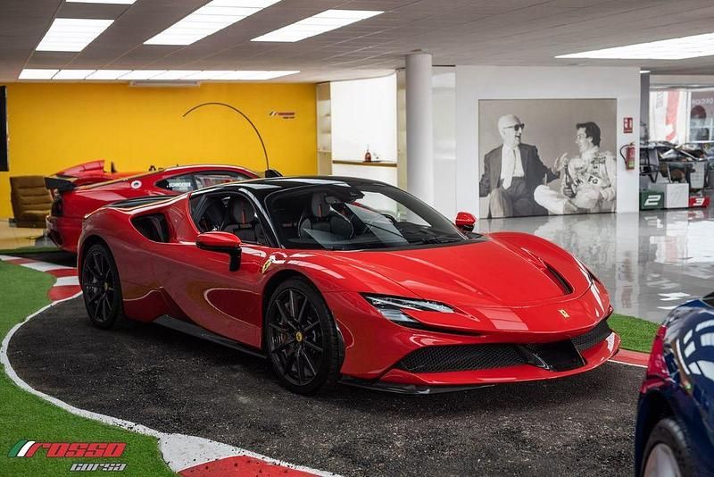 Gebraucht Ferrari SF90 2021 Rot