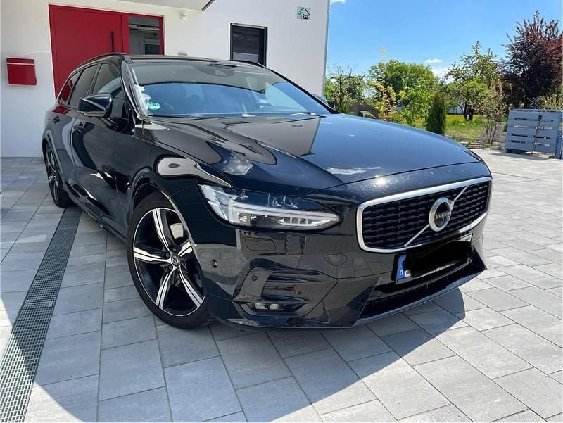Second-hand Volvo V90 R-Design 190 CP (139 kW) 2020 Negru Break