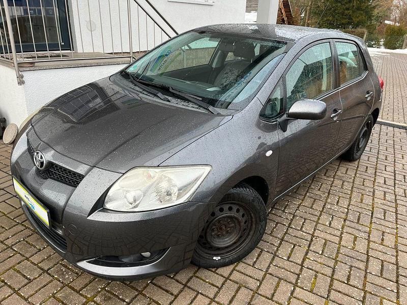Gebraucht Toyota Auris Team 124 PS (91 kW) 2008 Grau Kleinwagen