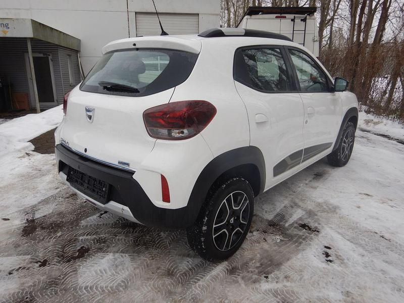 Gebraucht Dacia Spring Comfort Plus 33 kW (45 PS) 2022 Weiß Kleinwagen