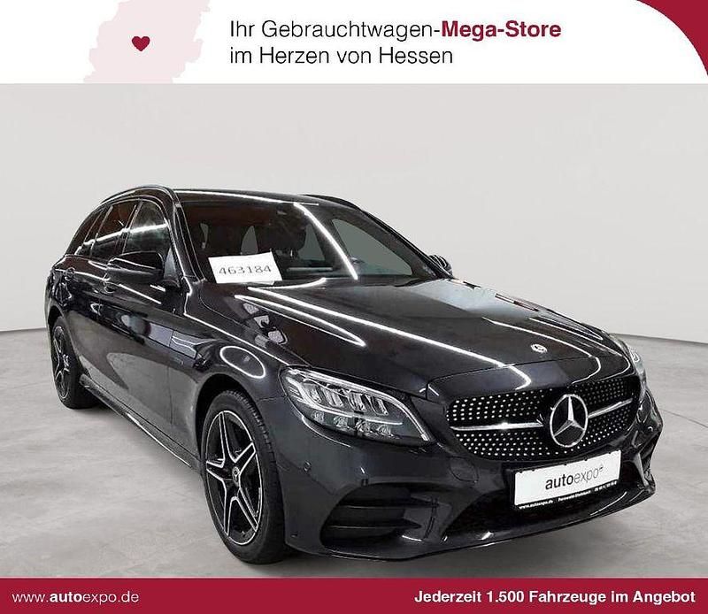 Grau Gebraucht 2020 Mercedes C300e AMG line Limousine | 26.989 € (Fairer Preis) - Bild 1/4