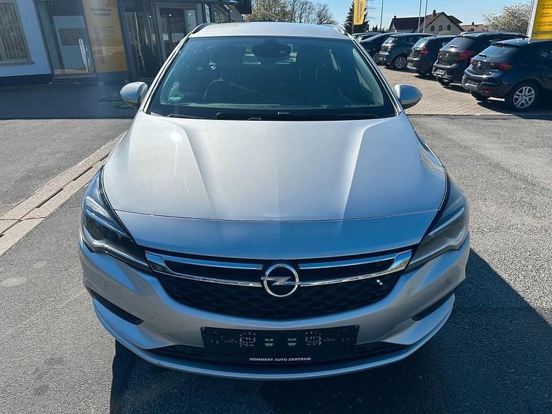 Second-hand Opel Astra Edition 110 CP (80 kW) 2017 Argintiu Break