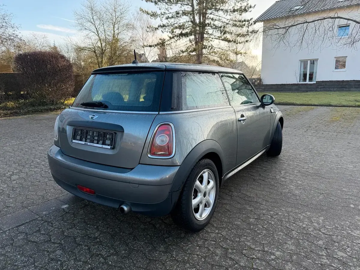 Gebraucht Mini ONE 75 PS (55 kW) 2009 Grau Kleinwagen