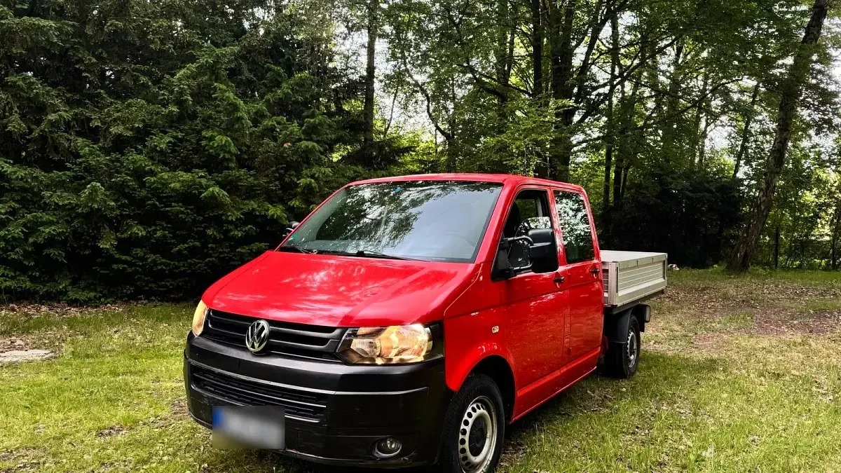 Gebraucht VW T5 90 PS (66 kW) 2012 Rot Van