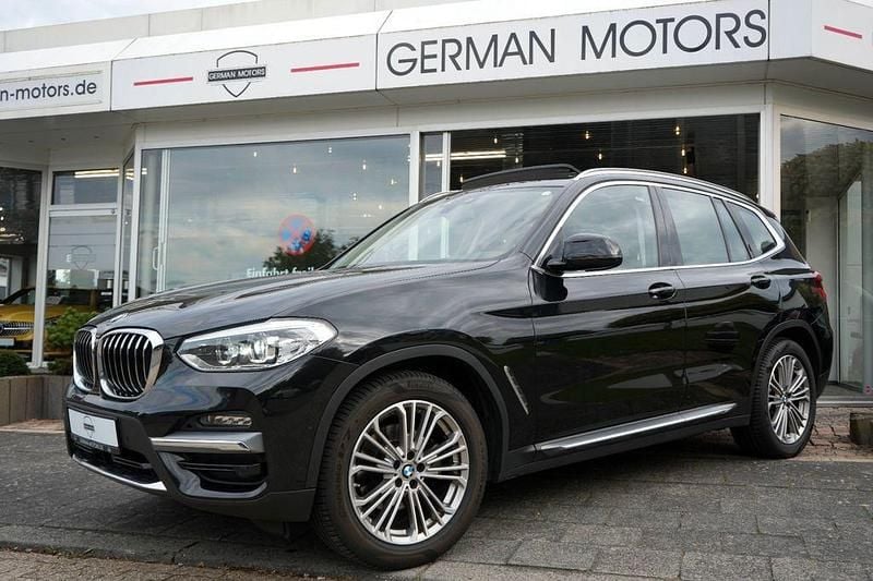 Saphirschwarz Gebraucht 2020 BMW X3 Luxury Line SUV | 31.499 € (Fairer Preis) - Bild 1/4