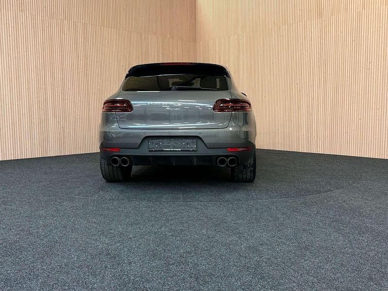 Gebraucht Porsche Macan Turbo 252 PS (185 kW) 2018 Grau SUV