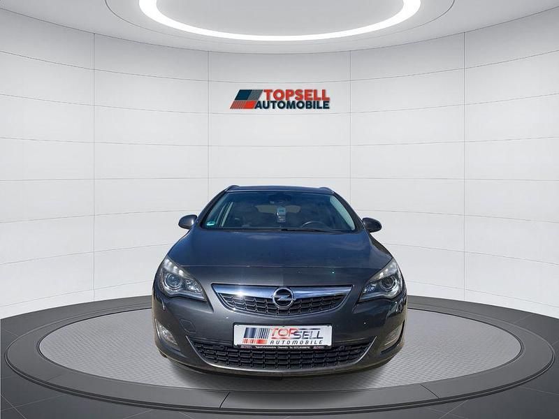 Gebraucht Opel Astra Innovation 179 PS (131 kW) 2011 Grau Kombi