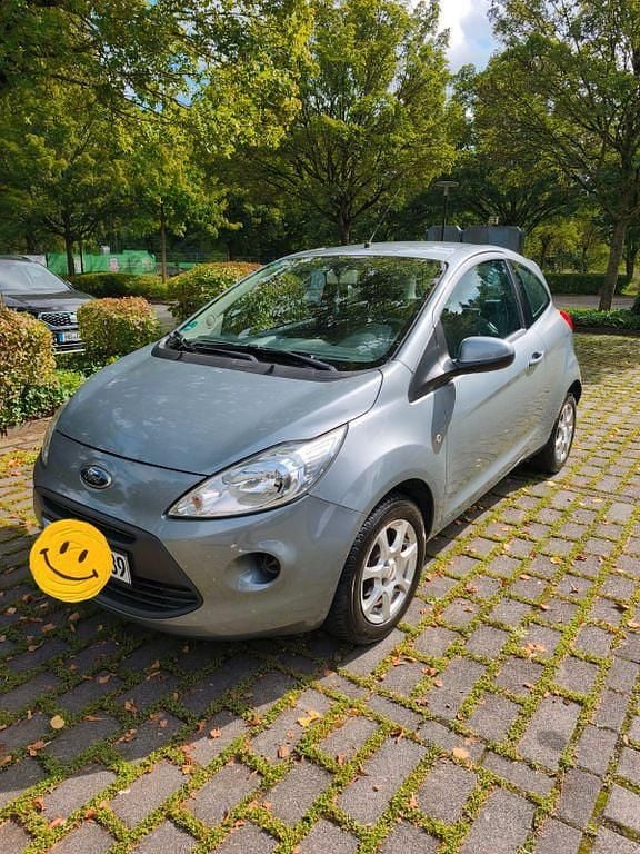 Grau Gebraucht 2014 Ford Ka Cool & Sound Edition Kleinwagen | 3.600 € (Guter Preis) - Bild 1/4