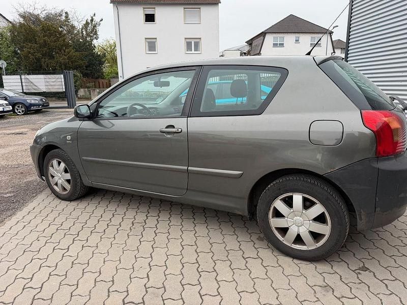 Gebraucht Toyota Corolla 97 PS (71 kW) 2002 Grau