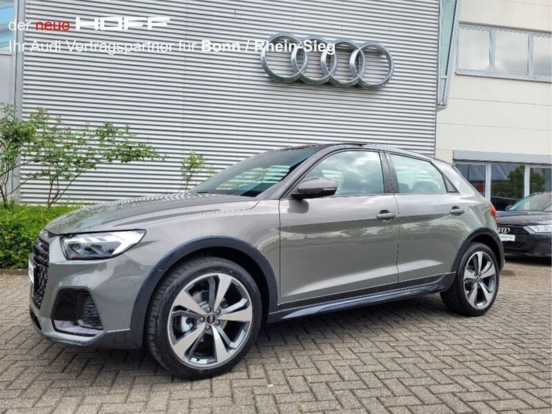 Grau Neu 2025 Audi A1 Sport Kleinwagen | 31.975 € (Fairer Preis) - Bild 1/4