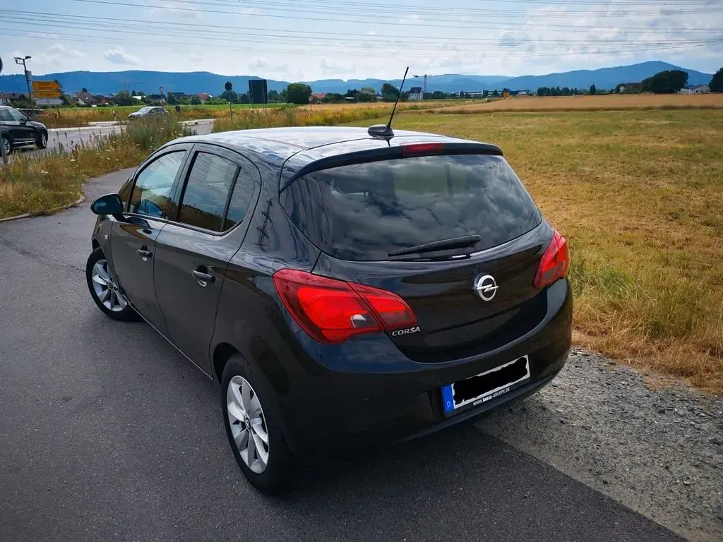 Gebraucht Opel Corsa 90 PS (66 kW) 2017 Schwarz Kleinwagen