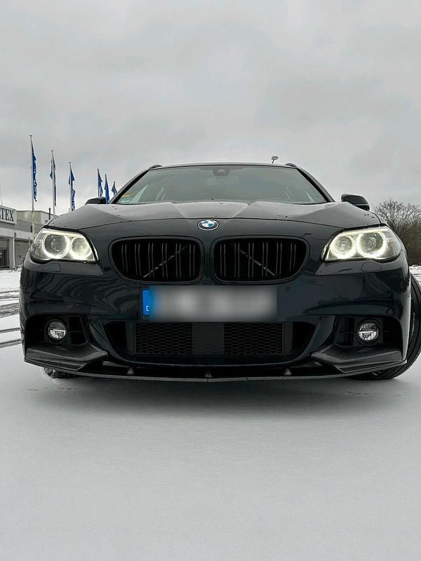 Gebraucht BMW 535 313 PS (230 kW) 2015 Blau Kombi