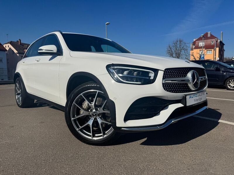 Polarweiss unilack Gebraucht 2020 Mercedes GLC220 AMG line SUV | 39.700 € (Etwas zu teuer) - Bild 1/4