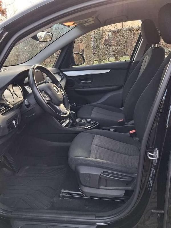 Gebraucht BMW 218 140 PS (102 kW) 2018 Schwarz Kombi