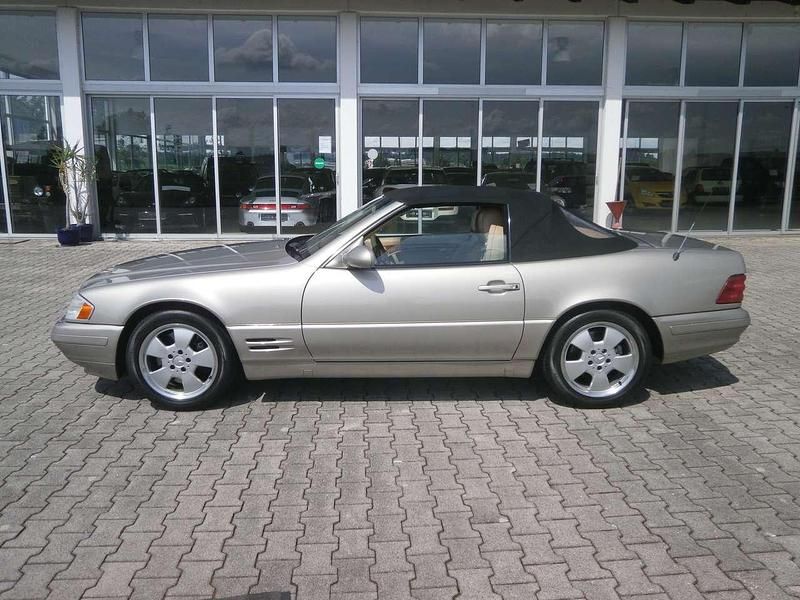 Gebraucht Mercedes SL500 306 PS (225 kW) 1999 Bronzitbeigemet Cabrio